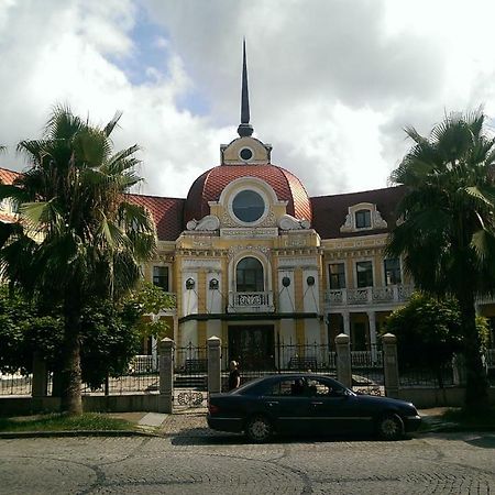 Apartamento Tamro Light House Batumi Exterior foto